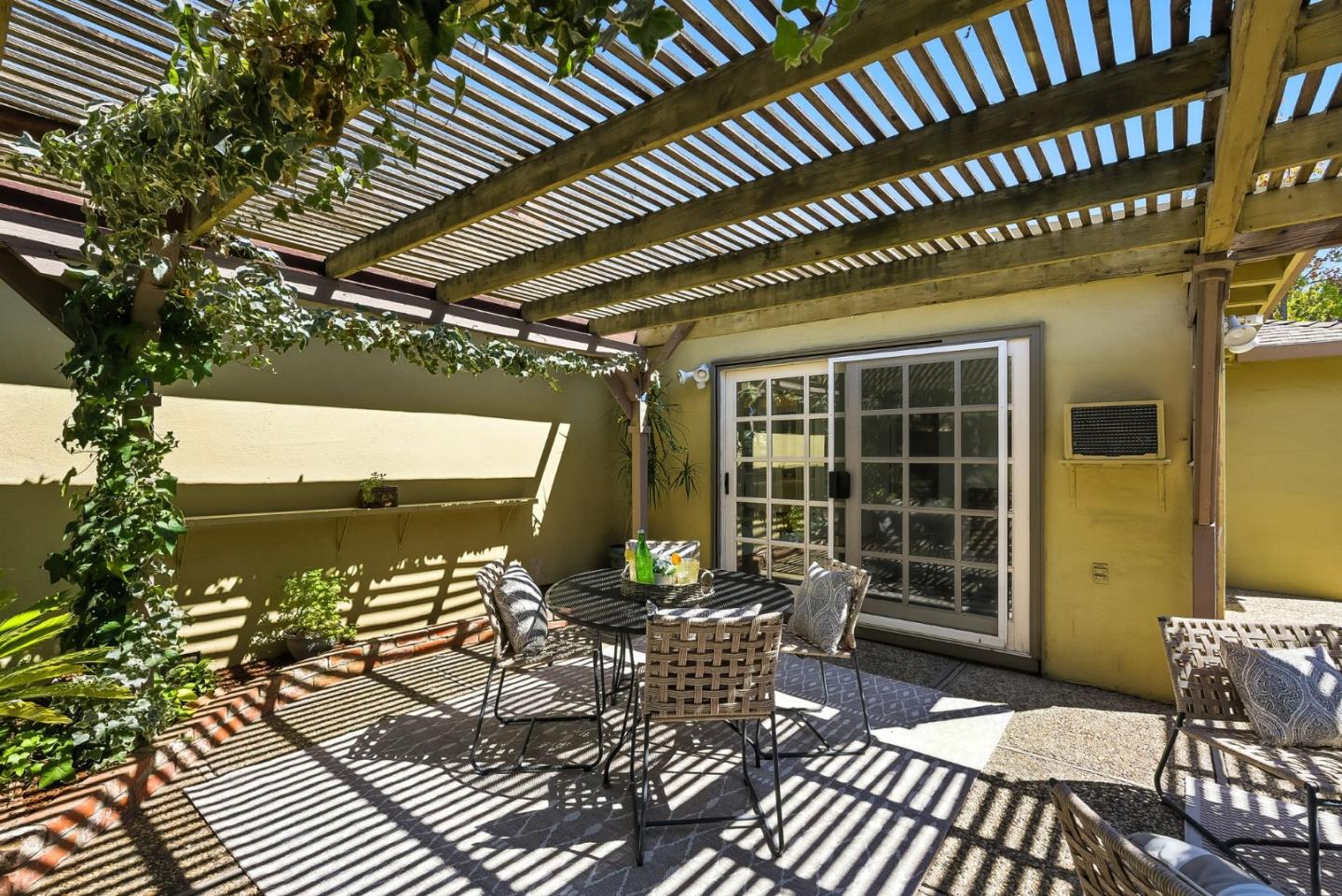 Detail Gallery Image 31 of 48 For 1449 Merrywood Dr, San Jose,  CA 95118 - 3 Beds | 2 Baths