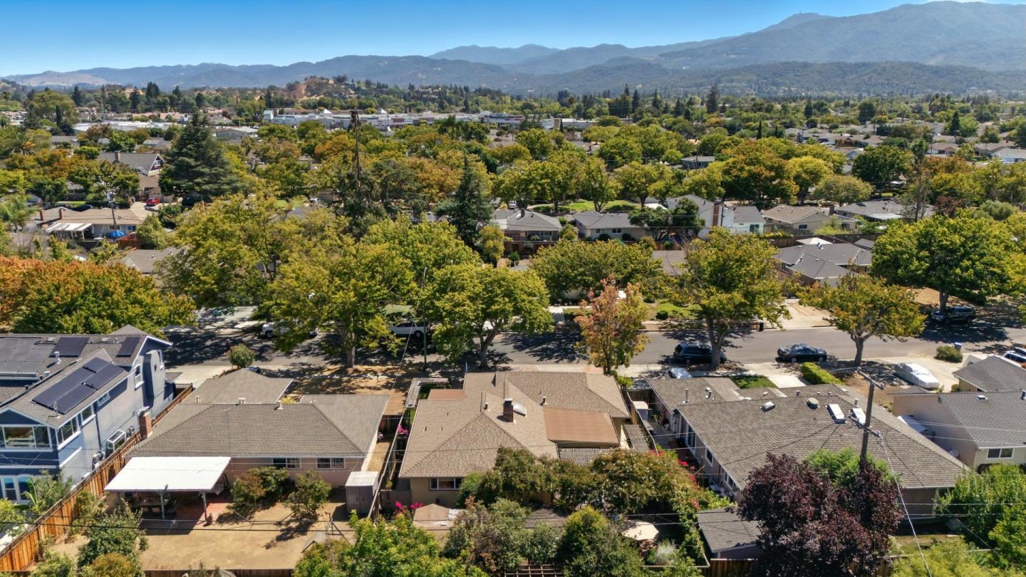 Detail Gallery Image 43 of 48 For 1449 Merrywood Dr, San Jose,  CA 95118 - 3 Beds | 2 Baths