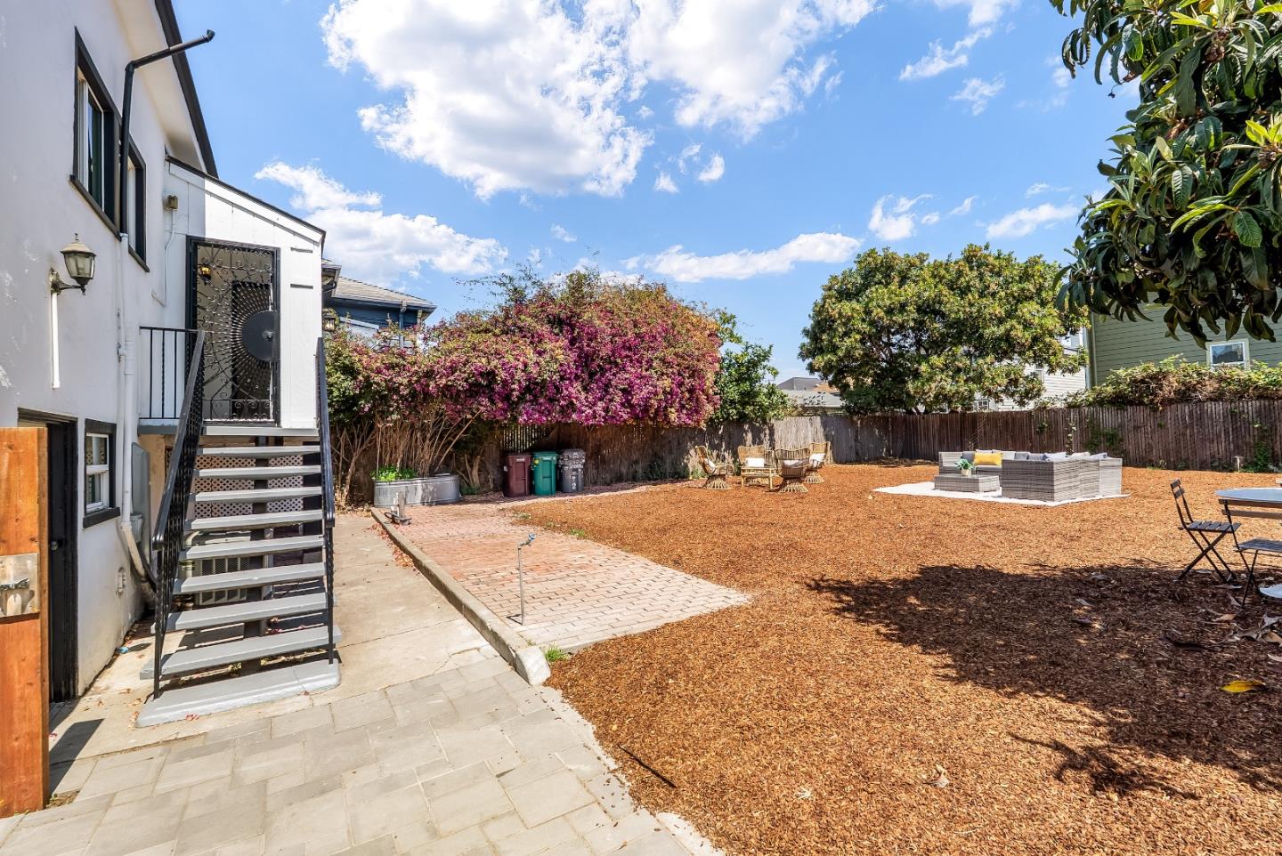Detail Gallery Image 31 of 31 For 2900 Linden St, Emeryville,  CA 94608 - 3 Beds | 3 Baths