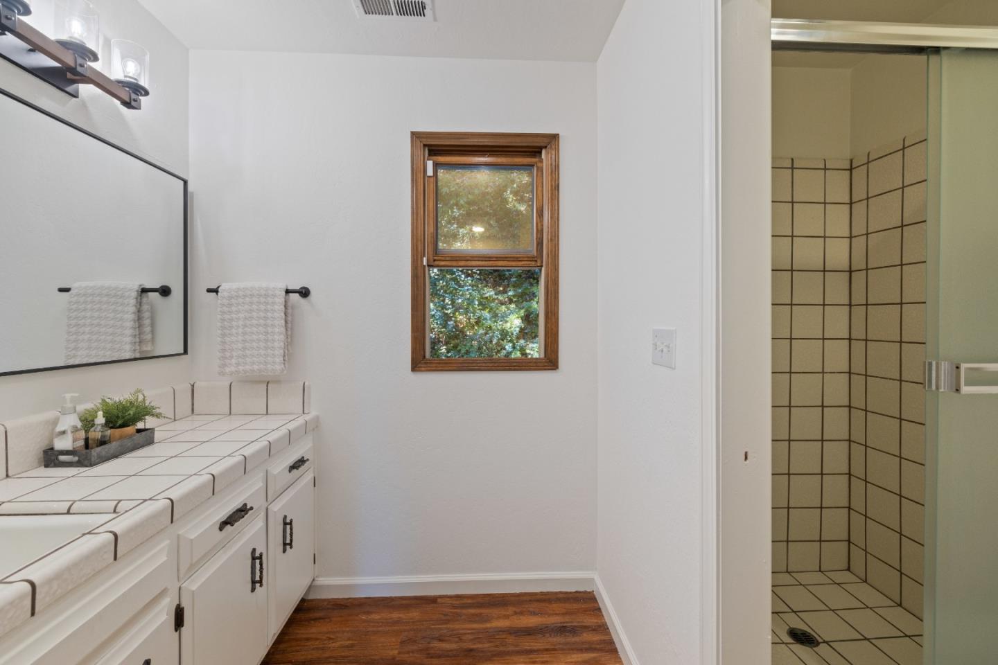 Detail Gallery Image 28 of 107 For 70 Highgate Rd, Scotts Valley,  CA 95066 - 3 Beds | 2/1 Baths