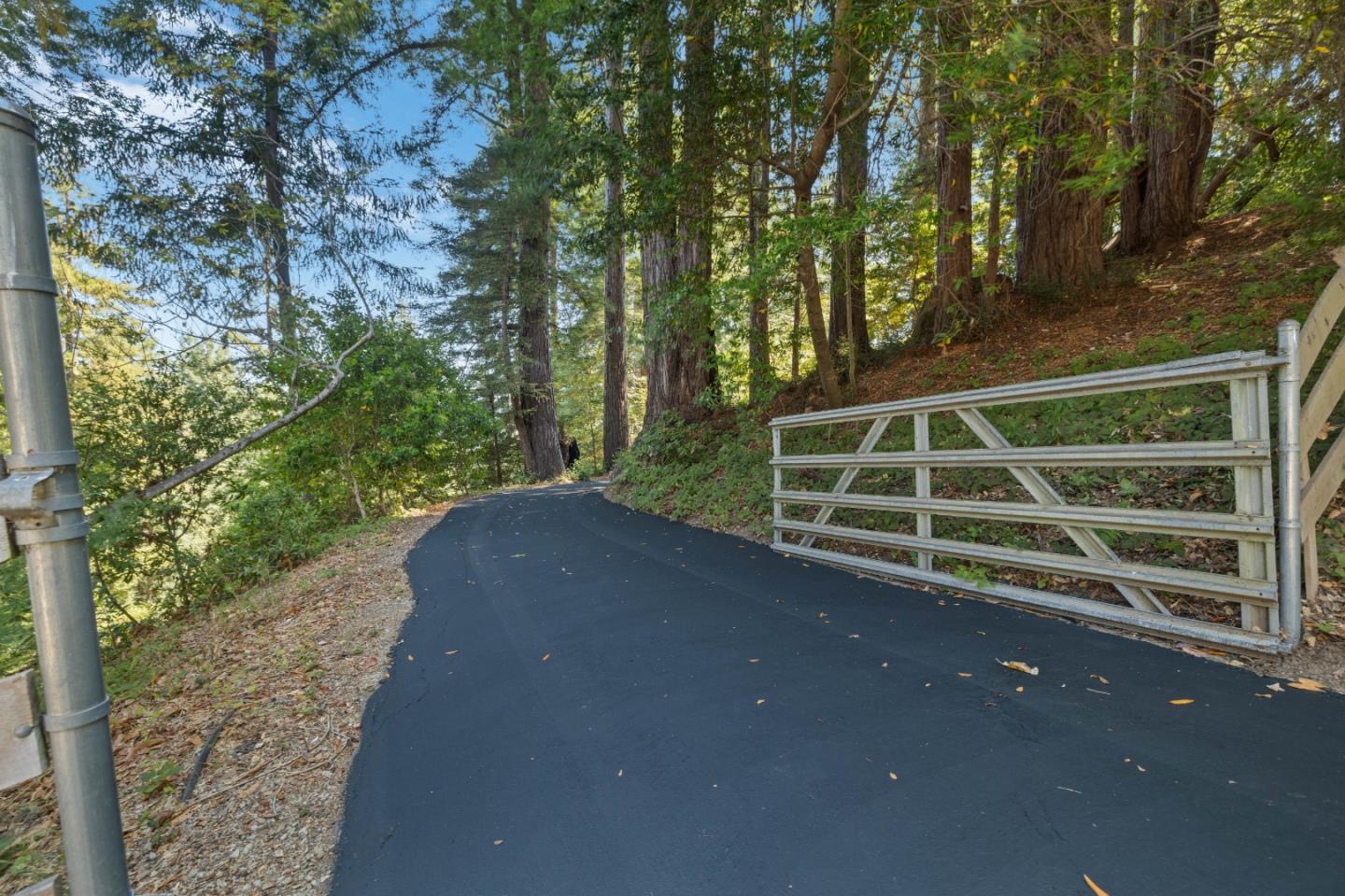 Detail Gallery Image 61 of 107 For 70 Highgate Rd, Scotts Valley,  CA 95066 - 3 Beds | 2/1 Baths