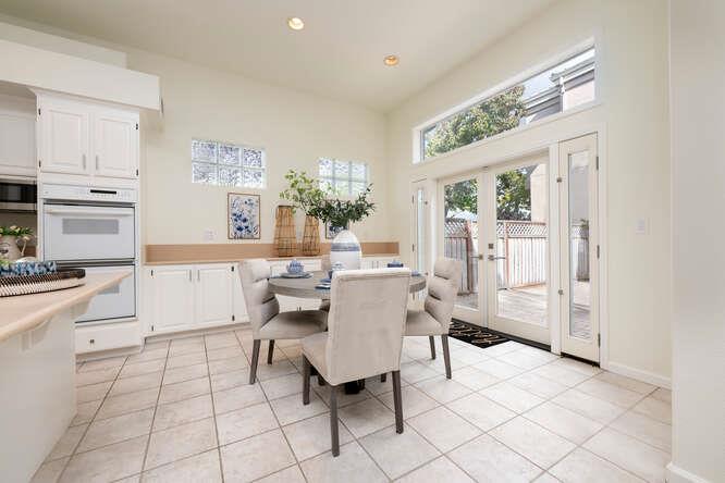 Detail Gallery Image 14 of 48 For 816 Corriente Point Dr, Redwood Shores,  CA 94065 - 4 Beds | 3 Baths