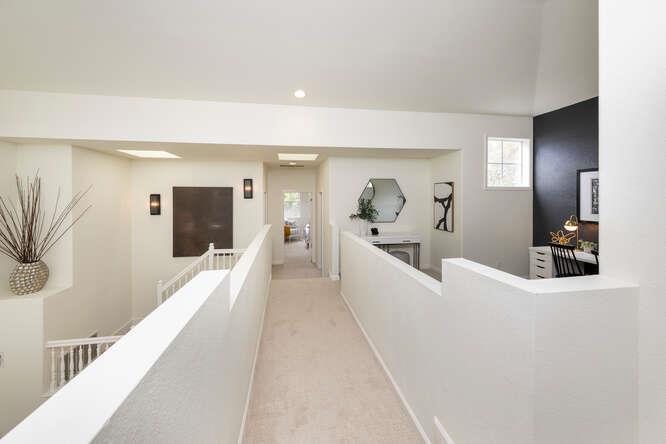 Detail Gallery Image 22 of 48 For 816 Corriente Point Dr, Redwood Shores,  CA 94065 - 4 Beds | 3 Baths