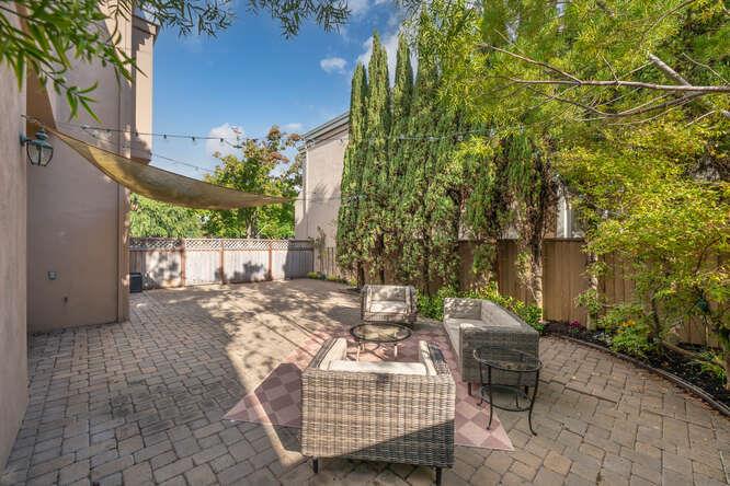 Detail Gallery Image 32 of 48 For 816 Corriente Point Dr, Redwood Shores,  CA 94065 - 4 Beds | 3 Baths