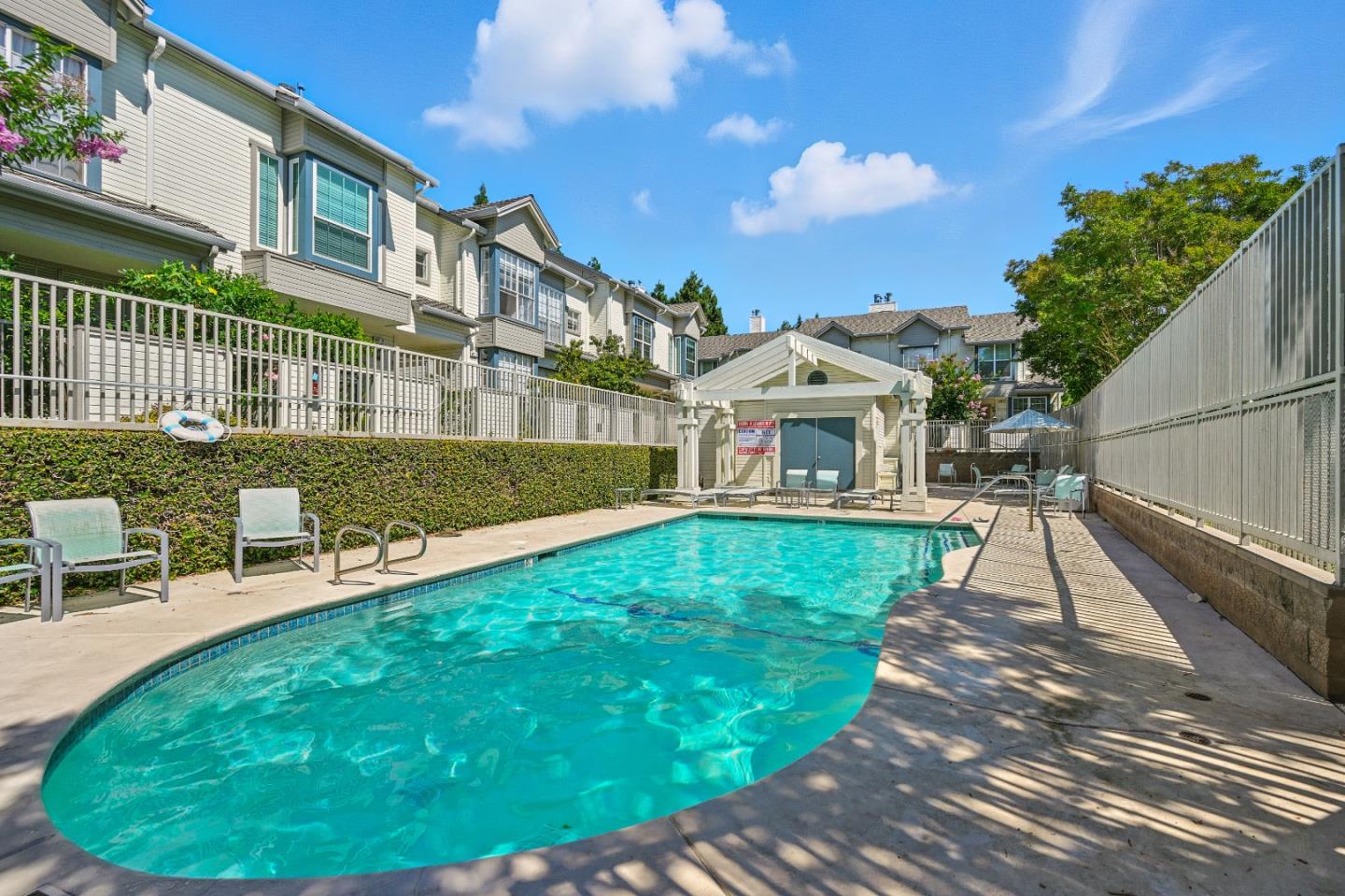 Detail Gallery Image 45 of 56 For 984 Belmont Ter #10,  Sunnyvale,  CA 94086 - 2 Beds | 1 Baths