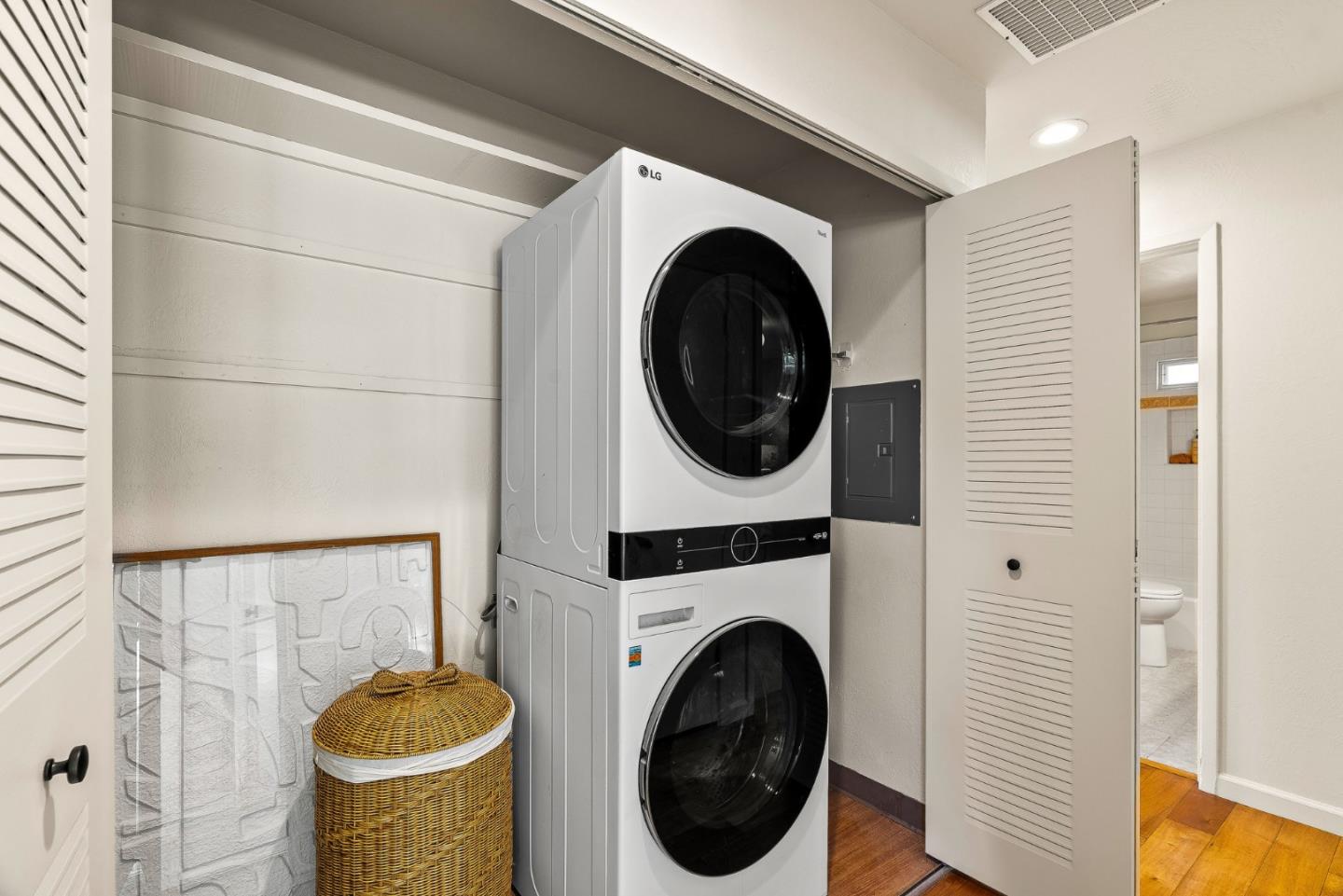 Detail Gallery Image 26 of 41 For 0 Lincoln 2se of 1st, Carmel,  CA 93923 - 2 Beds | 2 Baths