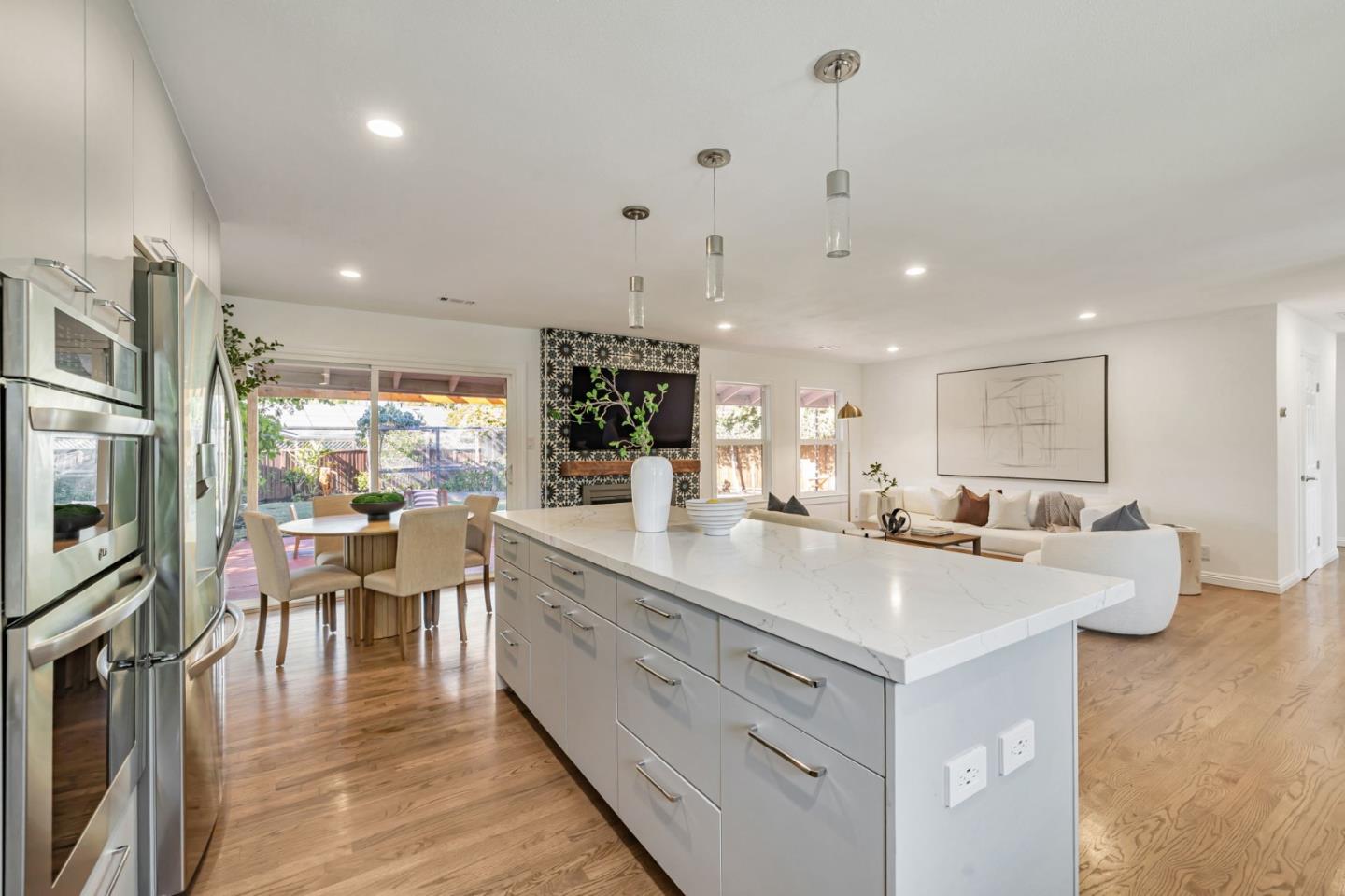 Detail Gallery Image 8 of 26 For 6729 Michele Way, San Jose,  CA 95129 - 3 Beds | 2 Baths