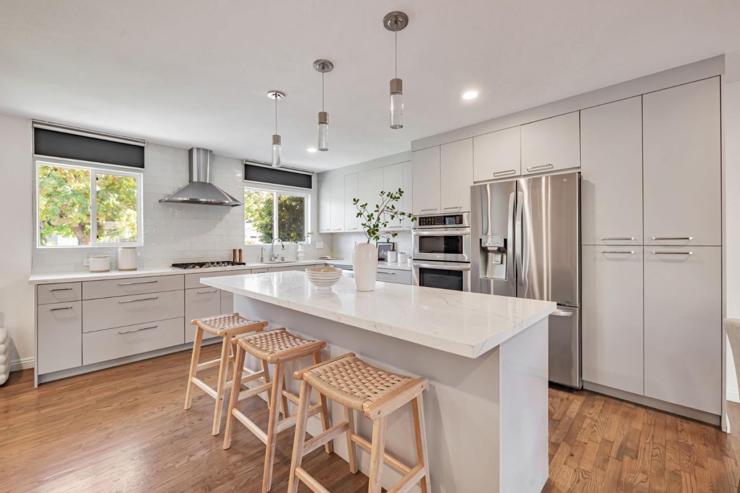 Detail Gallery Image 9 of 26 For 6729 Michele Way, San Jose,  CA 95129 - 3 Beds | 2 Baths
