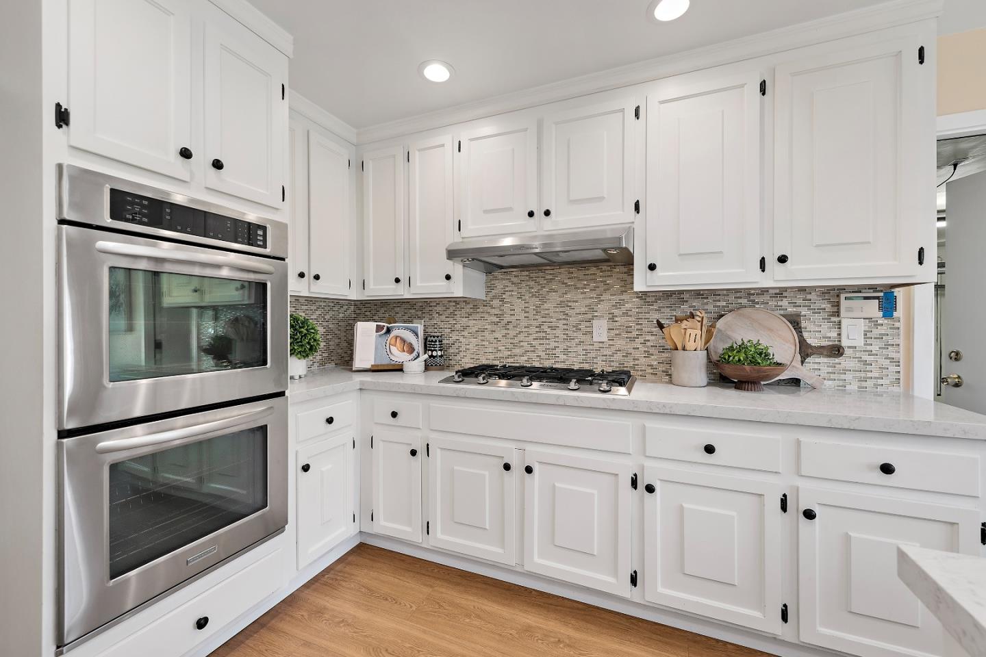 Detail Gallery Image 11 of 29 For 2467 Flint Ave, San Jose,  CA 95148 - 4 Beds | 2 Baths