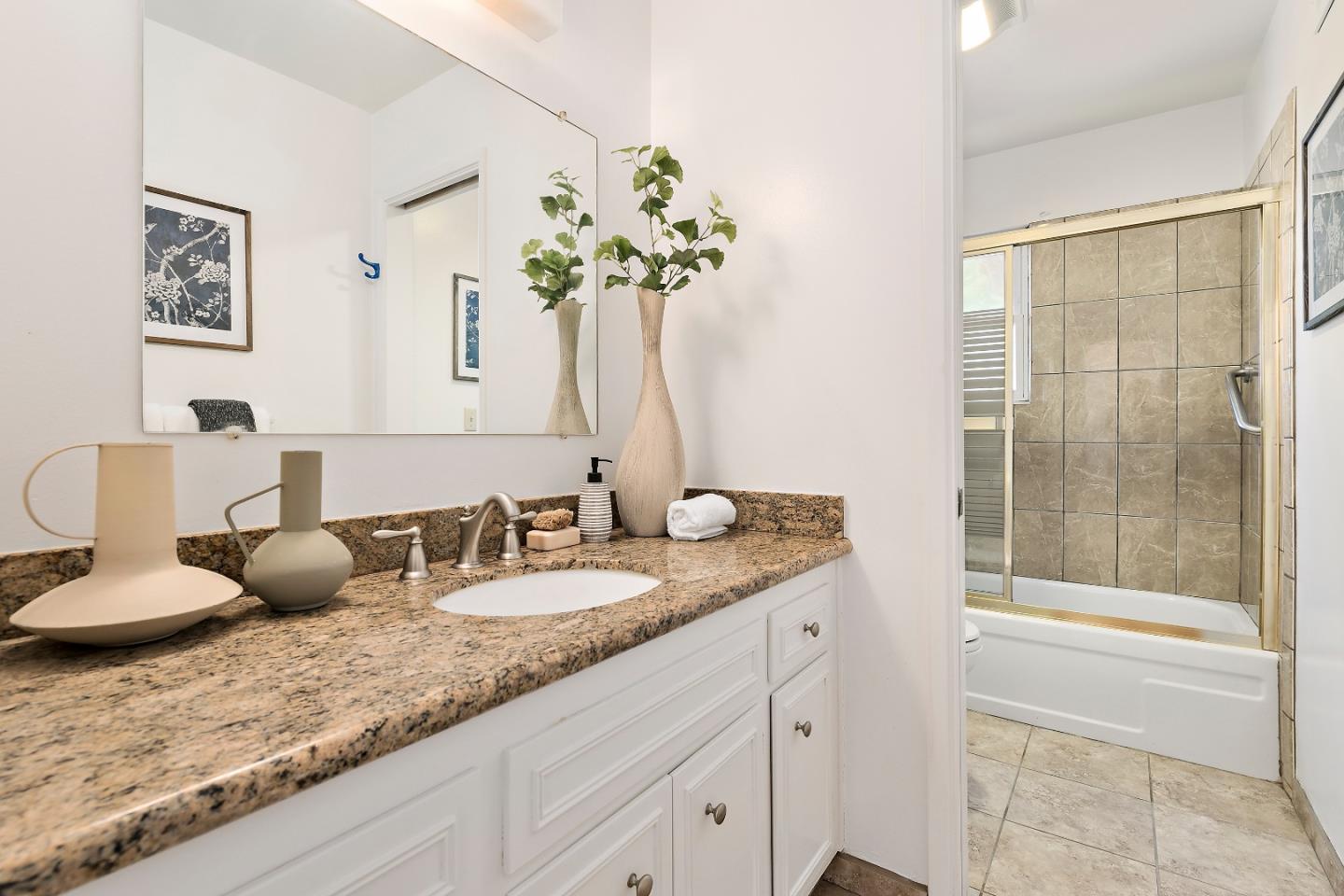 Detail Gallery Image 16 of 29 For 2467 Flint Ave, San Jose,  CA 95148 - 4 Beds | 2 Baths