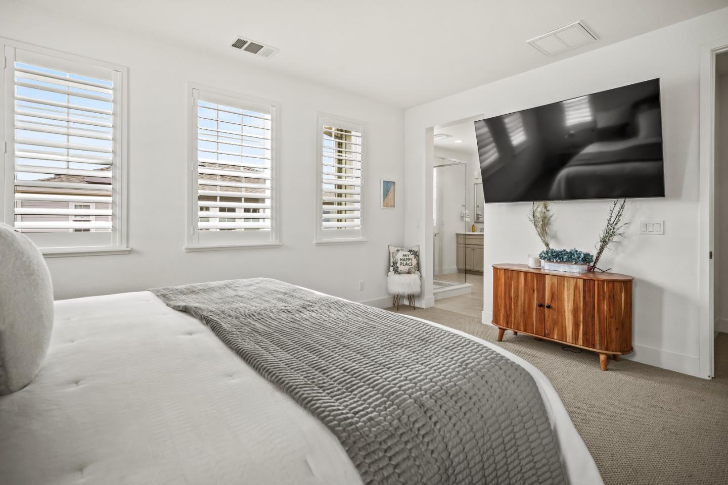 Detail Gallery Image 28 of 38 For 2798 Telegraph Blvd, Marina,  CA 93933 - 3 Beds | 2/1 Baths