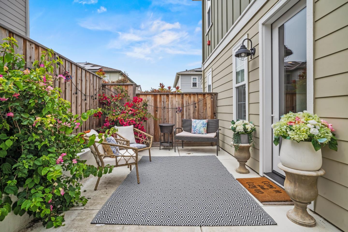 Detail Gallery Image 34 of 38 For 2798 Telegraph Blvd, Marina,  CA 93933 - 3 Beds | 2/1 Baths