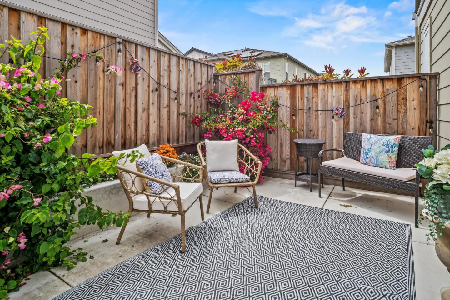 Detail Gallery Image 35 of 38 For 2798 Telegraph Blvd, Marina,  CA 93933 - 3 Beds | 2/1 Baths