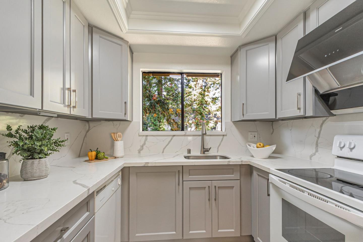 Detail Gallery Image 12 of 38 For 2201 Monroe St #102,  Santa Clara,  CA 95050 - 2 Beds | 1 Baths