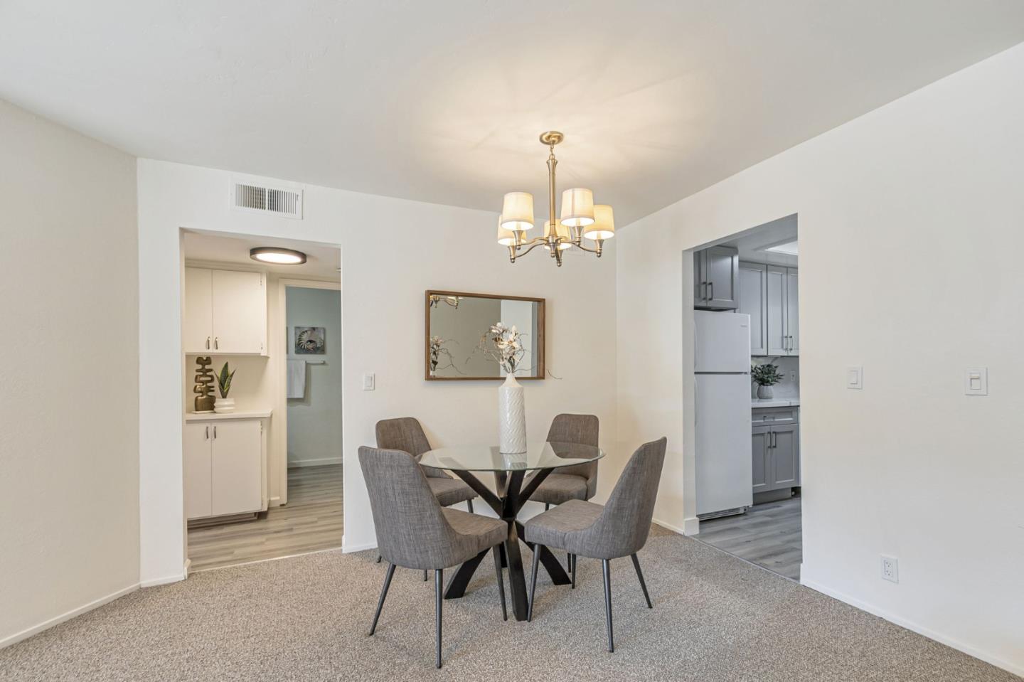 Detail Gallery Image 13 of 38 For 2201 Monroe St #102,  Santa Clara,  CA 95050 - 2 Beds | 1 Baths