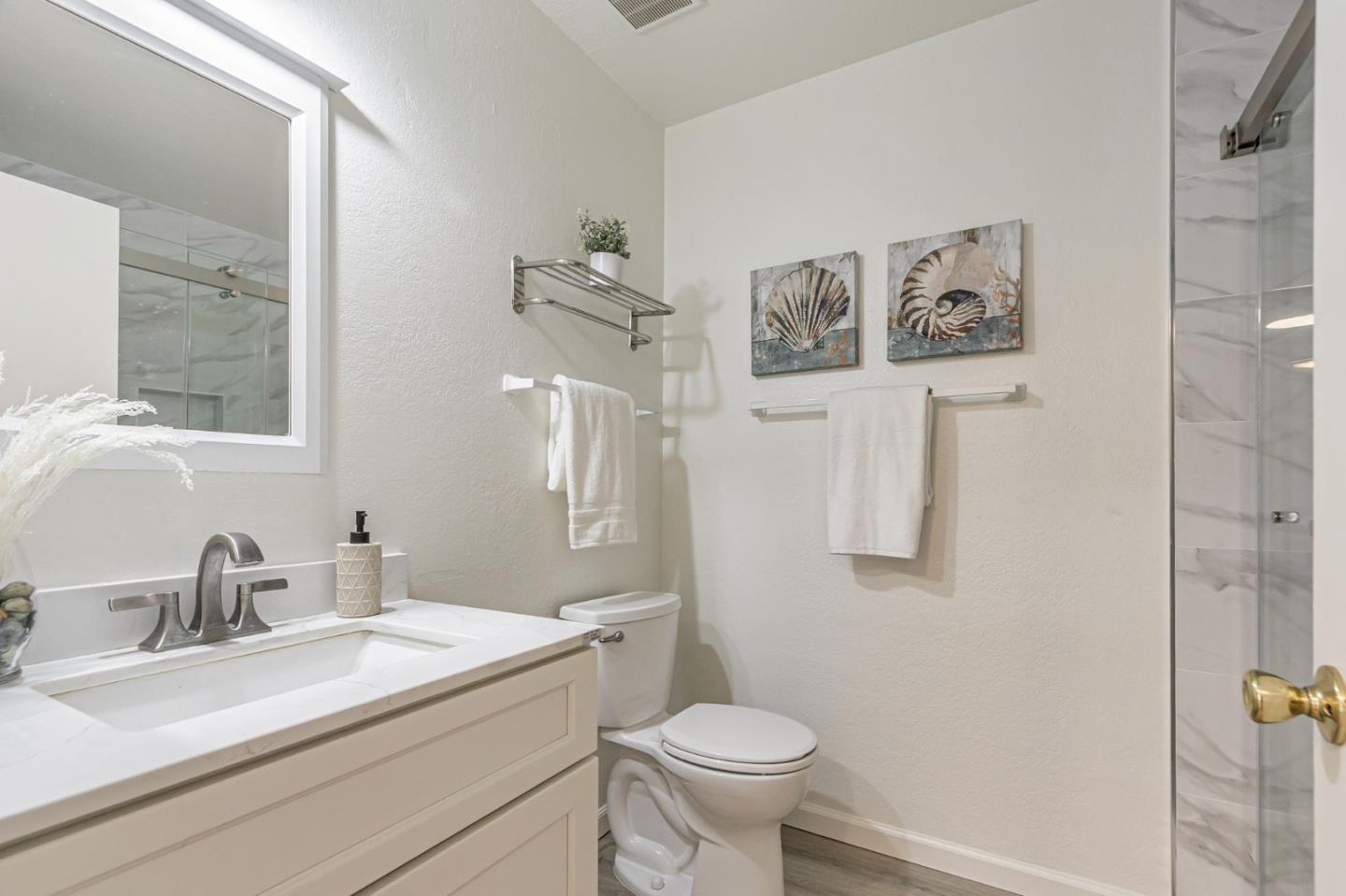 Detail Gallery Image 21 of 38 For 2201 Monroe St #102,  Santa Clara,  CA 95050 - 2 Beds | 1 Baths