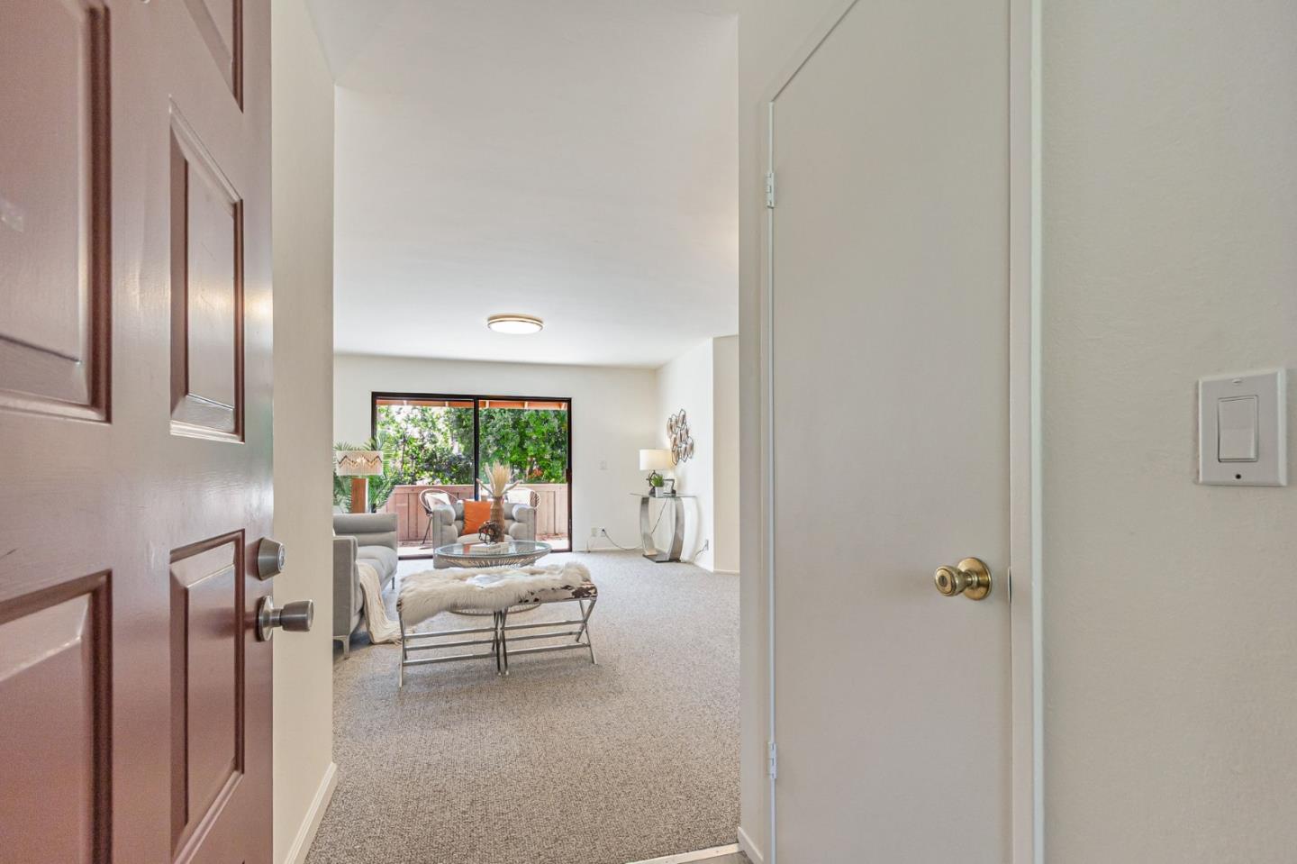 Detail Gallery Image 6 of 38 For 2201 Monroe St #102,  Santa Clara,  CA 95050 - 2 Beds | 1 Baths