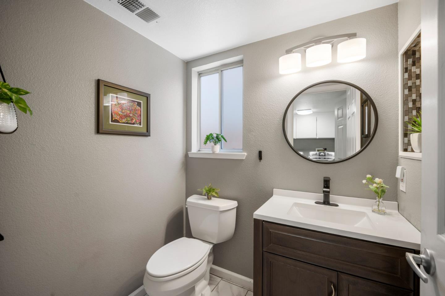 Detail Gallery Image 16 of 34 For 18435 Murphy Springs Dr, Morgan Hill,  CA 95037 - 3 Beds | 2/1 Baths