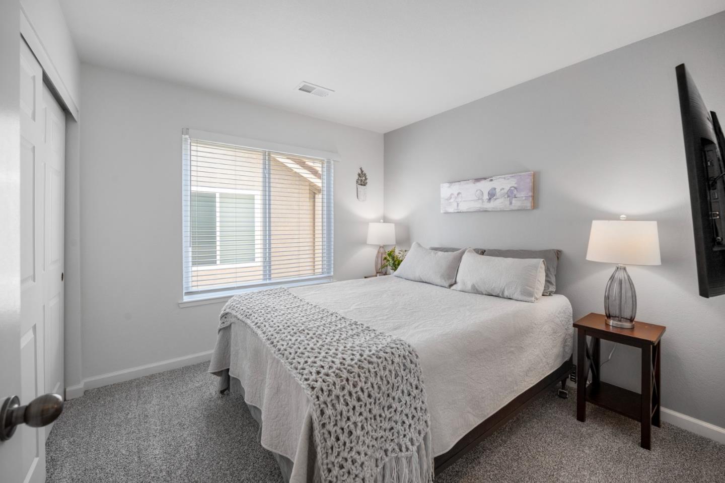 Detail Gallery Image 8 of 34 For 18435 Murphy Springs Dr, Morgan Hill,  CA 95037 - 3 Beds | 2/1 Baths
