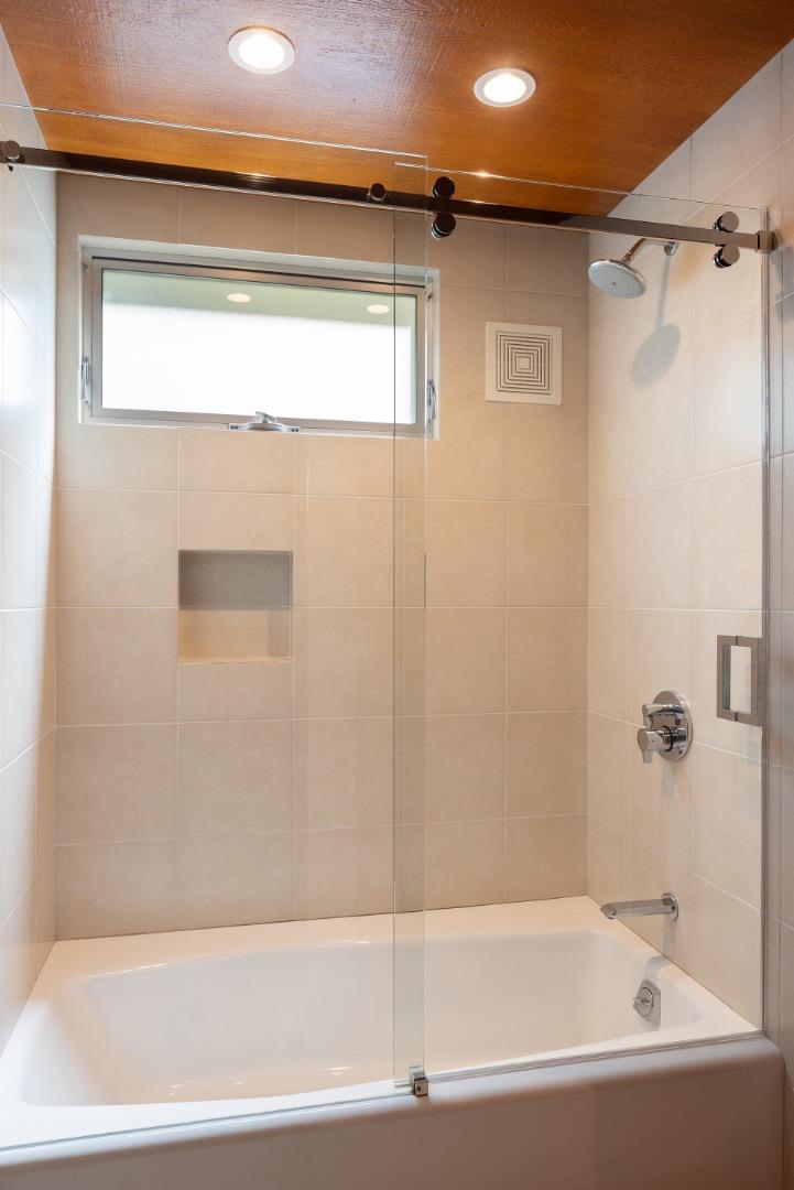 Detail Gallery Image 27 of 44 For 799 Parcel St, Monterey,  CA 93940 - 4 Beds | 3 Baths