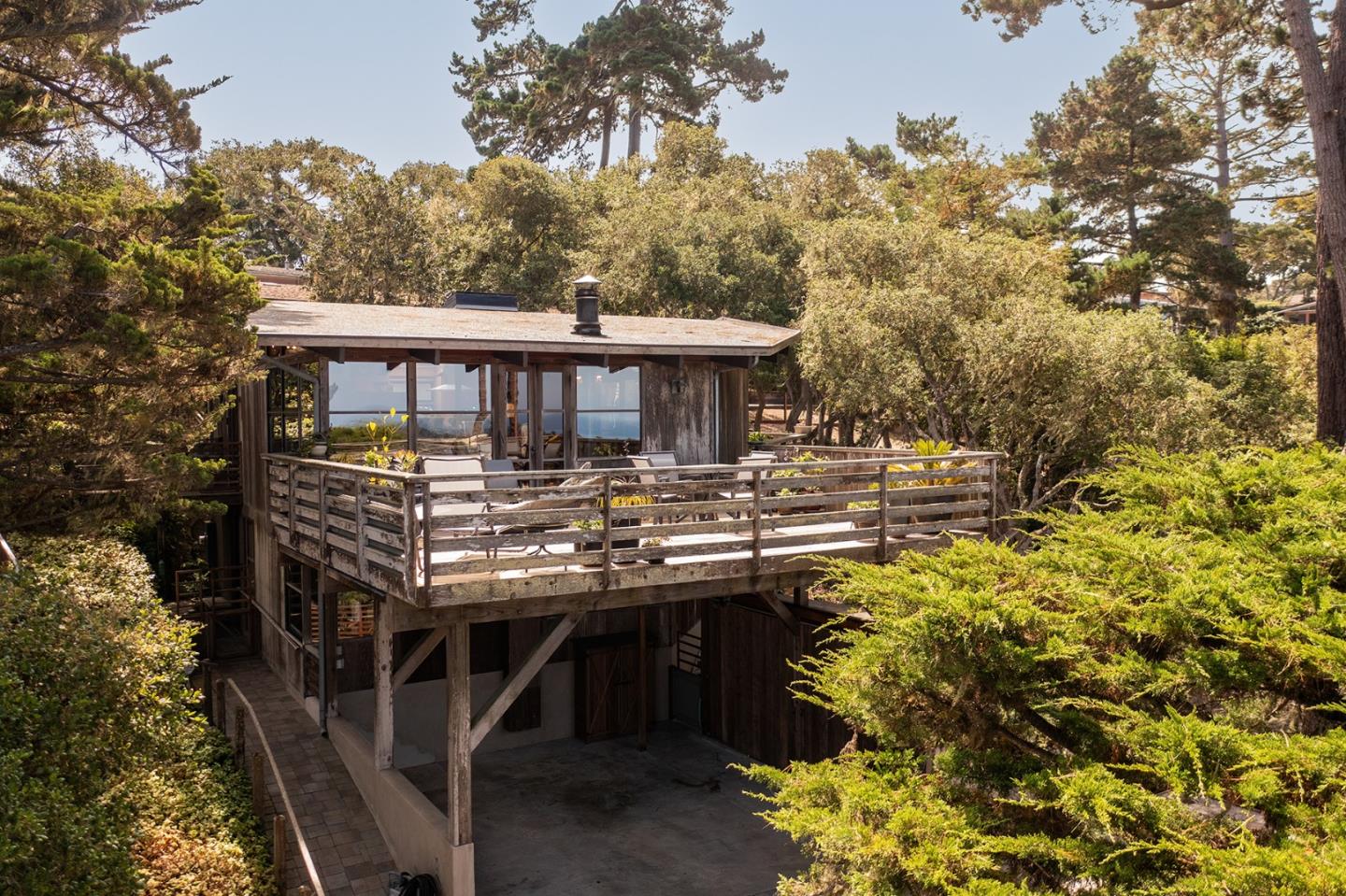 Detail Gallery Image 35 of 44 For 799 Parcel St, Monterey,  CA 93940 - 4 Beds | 3 Baths