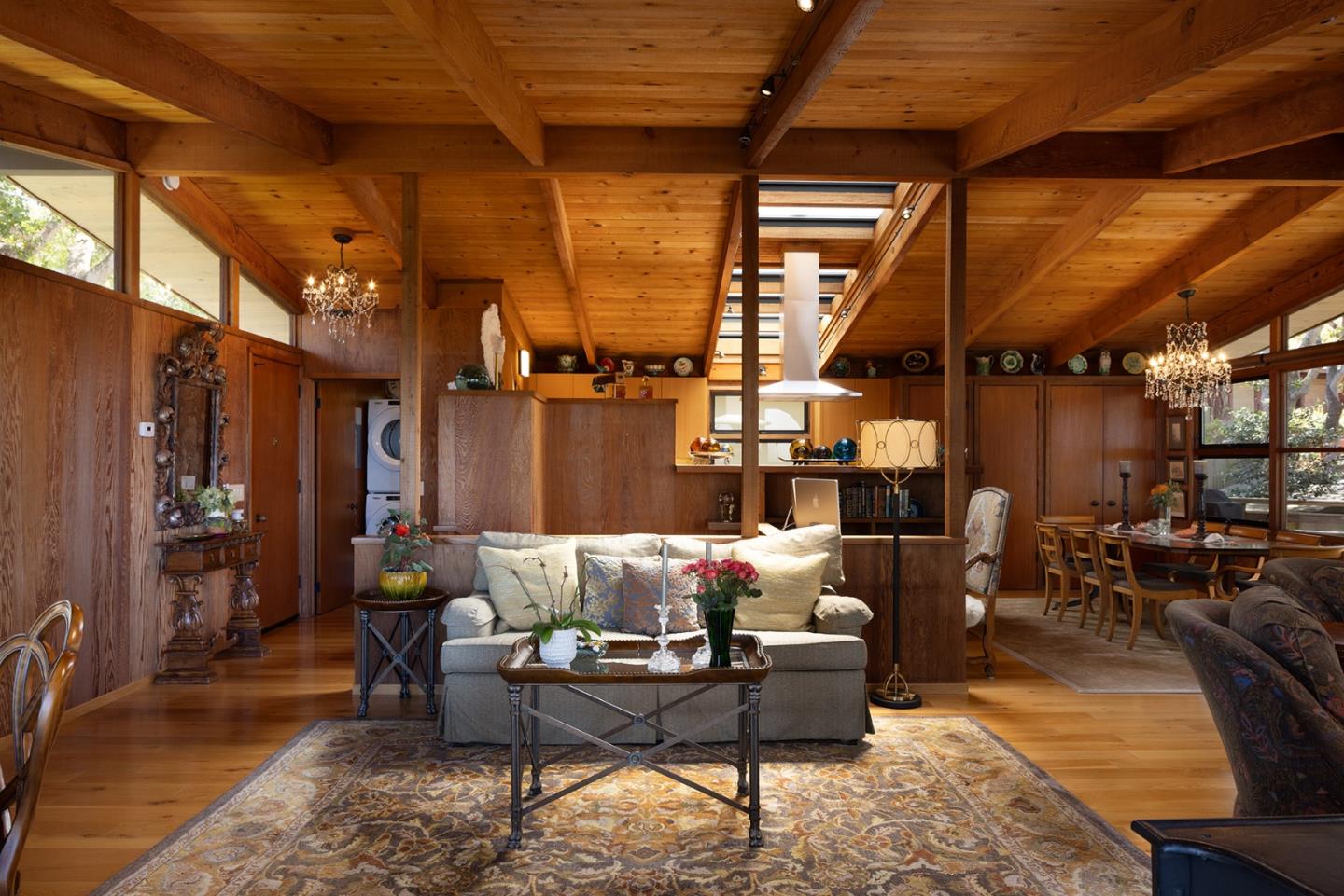 Detail Gallery Image 6 of 44 For 799 Parcel St, Monterey,  CA 93940 - 4 Beds | 3 Baths