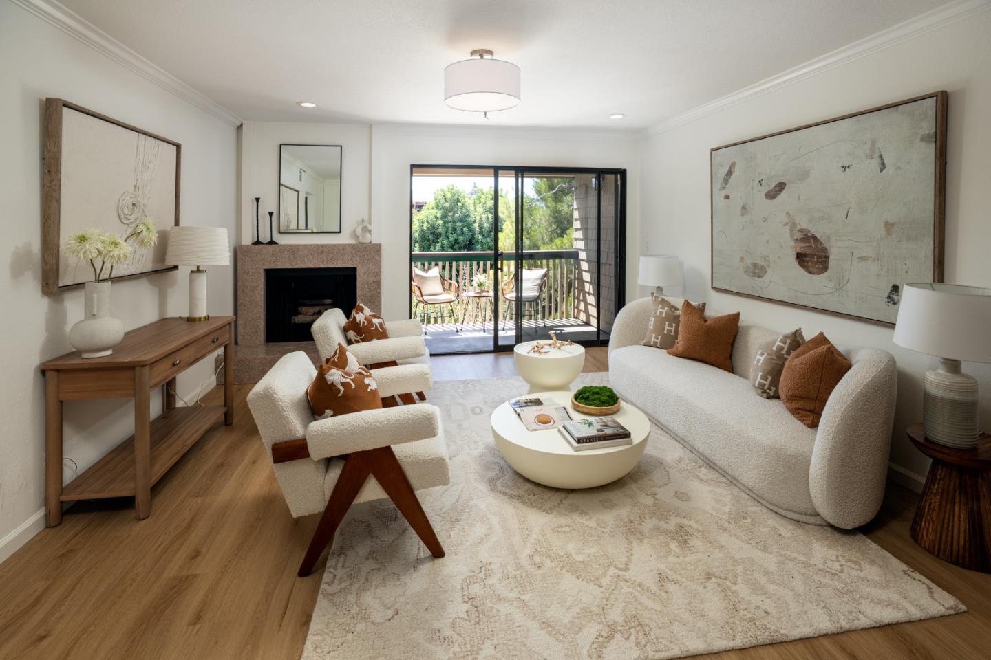 Detail Gallery Image 4 of 19 For 2111 Latham #321,  Mountain View,  CA 94040 - 2 Beds | 2 Baths