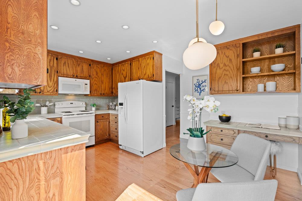 Detail Gallery Image 11 of 42 For 38 Sequoia Ct, San Carlos,  CA 94070 - 3 Beds | 2/1 Baths