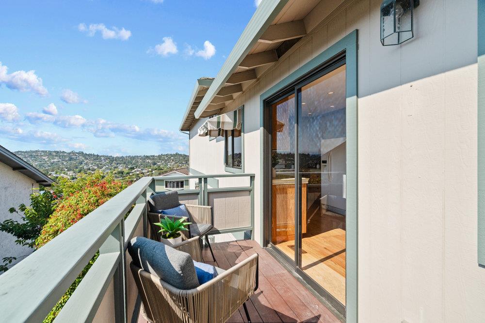 Detail Gallery Image 14 of 42 For 38 Sequoia Ct, San Carlos,  CA 94070 - 3 Beds | 2/1 Baths