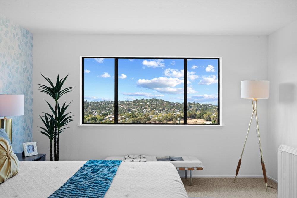Detail Gallery Image 17 of 42 For 38 Sequoia Ct, San Carlos,  CA 94070 - 3 Beds | 2/1 Baths