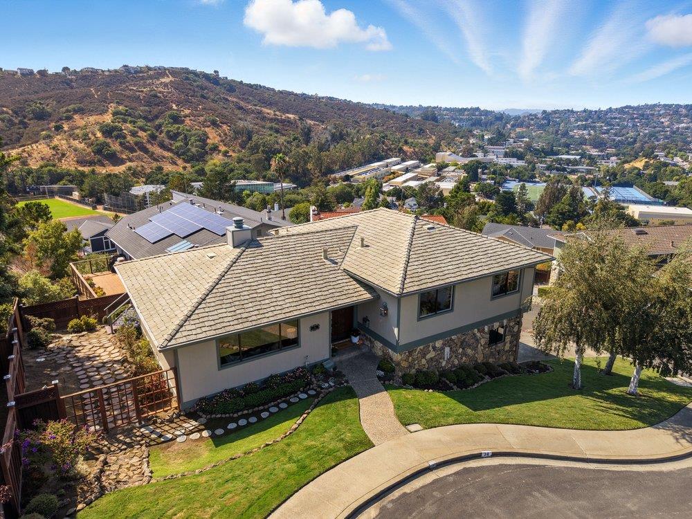 Detail Gallery Image 30 of 42 For 38 Sequoia Ct, San Carlos,  CA 94070 - 3 Beds | 2/1 Baths