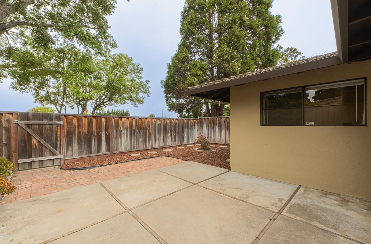 Detail Gallery Image 17 of 38 For 330 Woodside Dr #104,  Salinas,  CA 93901 - 2 Beds | 2 Baths