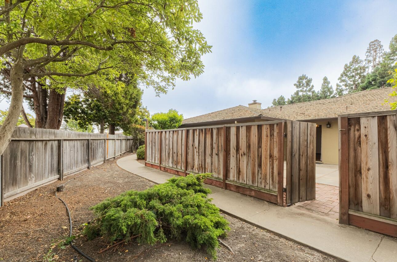 Detail Gallery Image 20 of 38 For 330 Woodside Dr #104,  Salinas,  CA 93901 - 2 Beds | 2 Baths