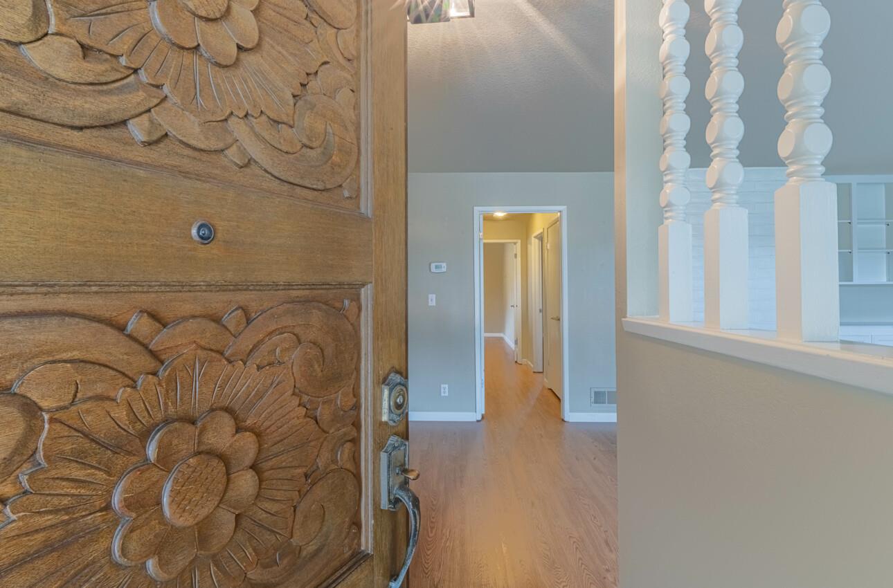 Detail Gallery Image 9 of 38 For 330 Woodside Dr #104,  Salinas,  CA 93901 - 2 Beds | 2 Baths