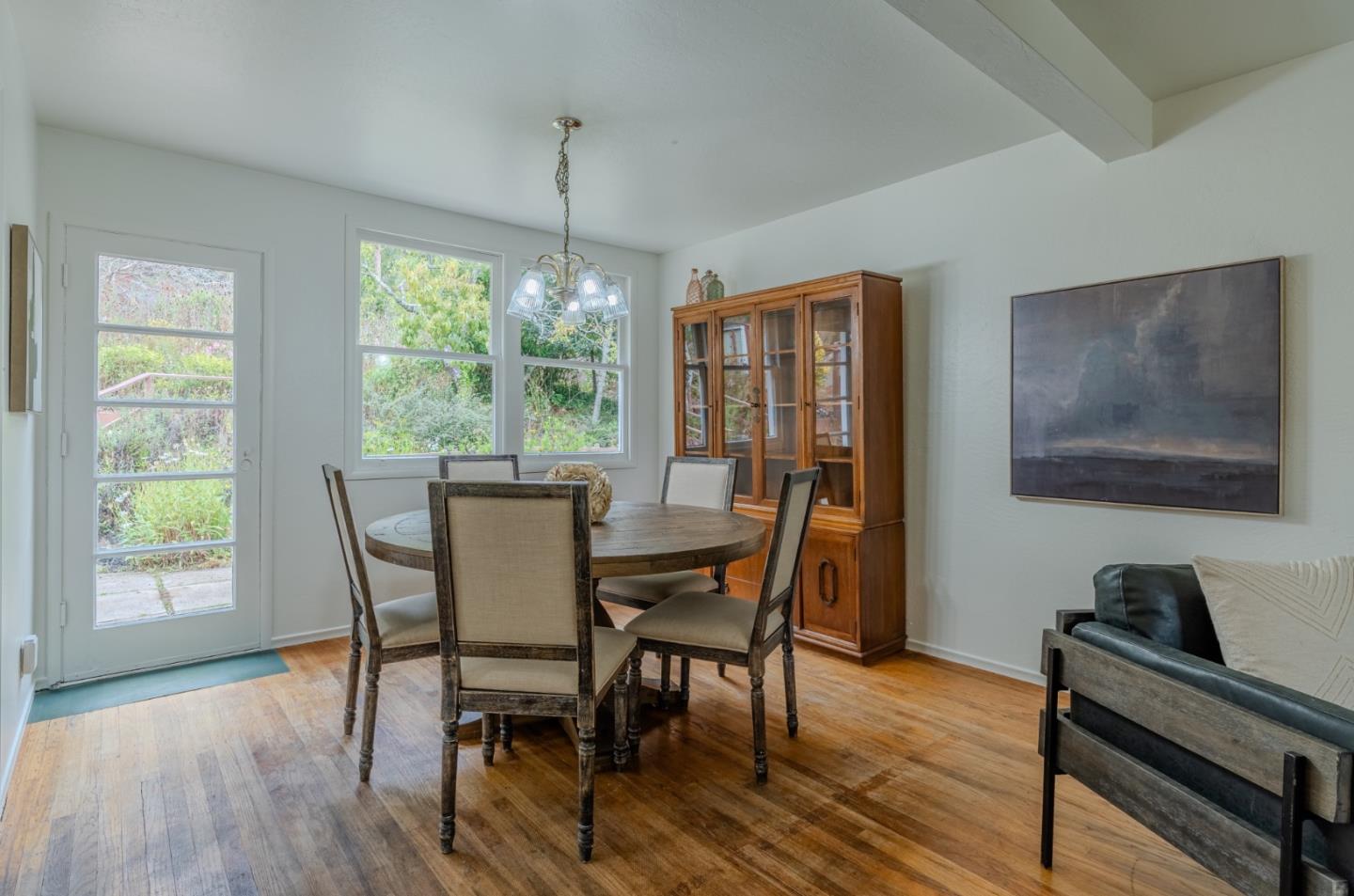Detail Gallery Image 10 of 42 For 1451 Perez Dr, Pacifica,  CA 94044 - 3 Beds | 1 Baths