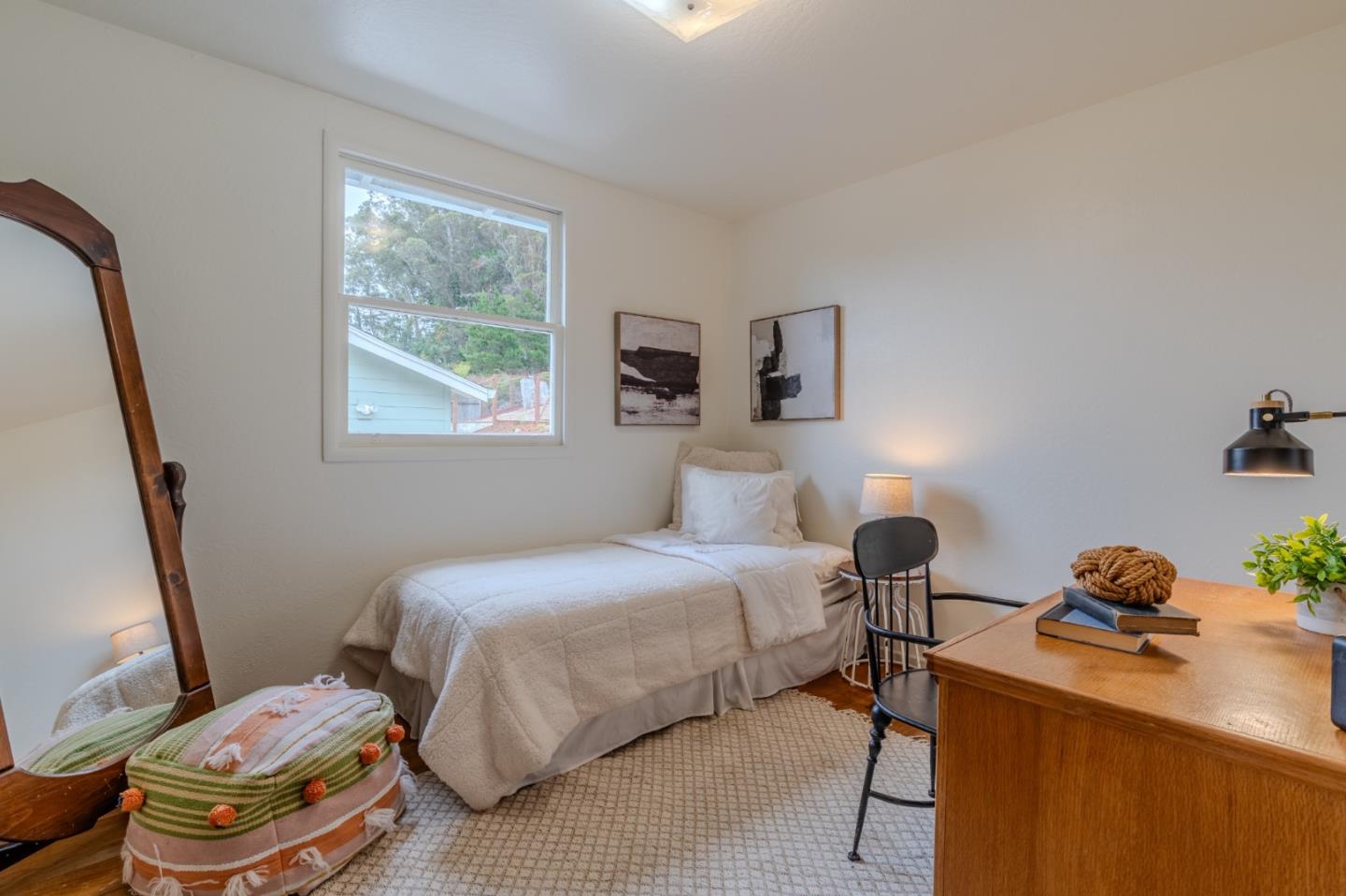 Detail Gallery Image 21 of 42 For 1451 Perez Dr, Pacifica,  CA 94044 - 3 Beds | 1 Baths