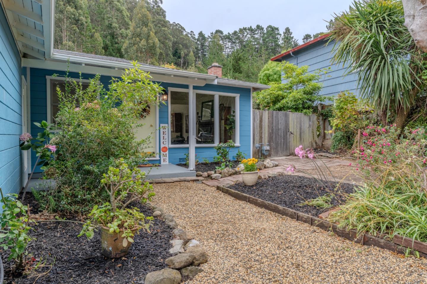 Detail Gallery Image 24 of 42 For 1451 Perez Dr, Pacifica,  CA 94044 - 3 Beds | 1 Baths