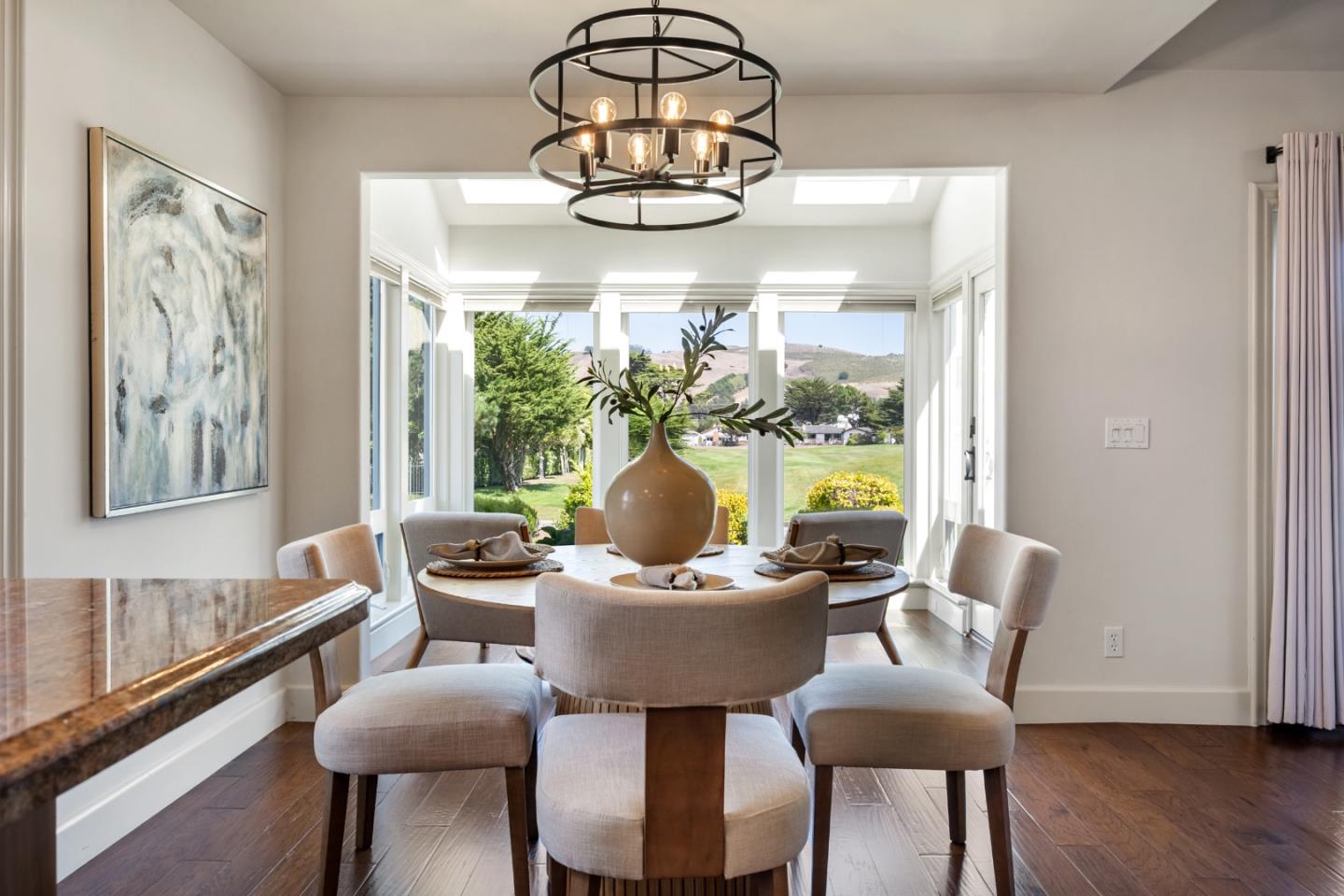 Detail Gallery Image 11 of 41 For 6 Bayhill Pl, Half Moon Bay,  CA 94019 - 3 Beds | 3 Baths