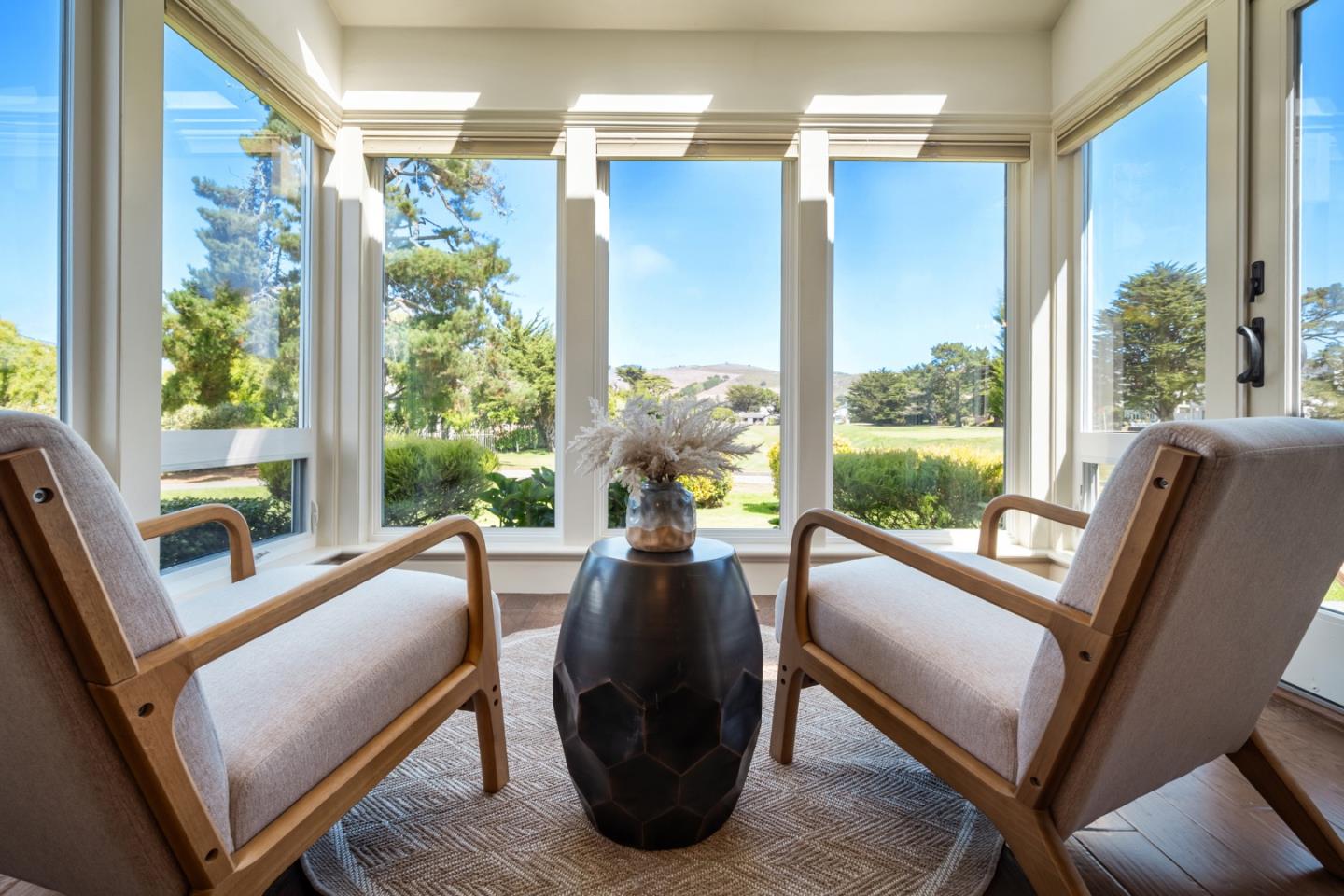 Detail Gallery Image 13 of 41 For 6 Bayhill Pl, Half Moon Bay,  CA 94019 - 3 Beds | 3 Baths