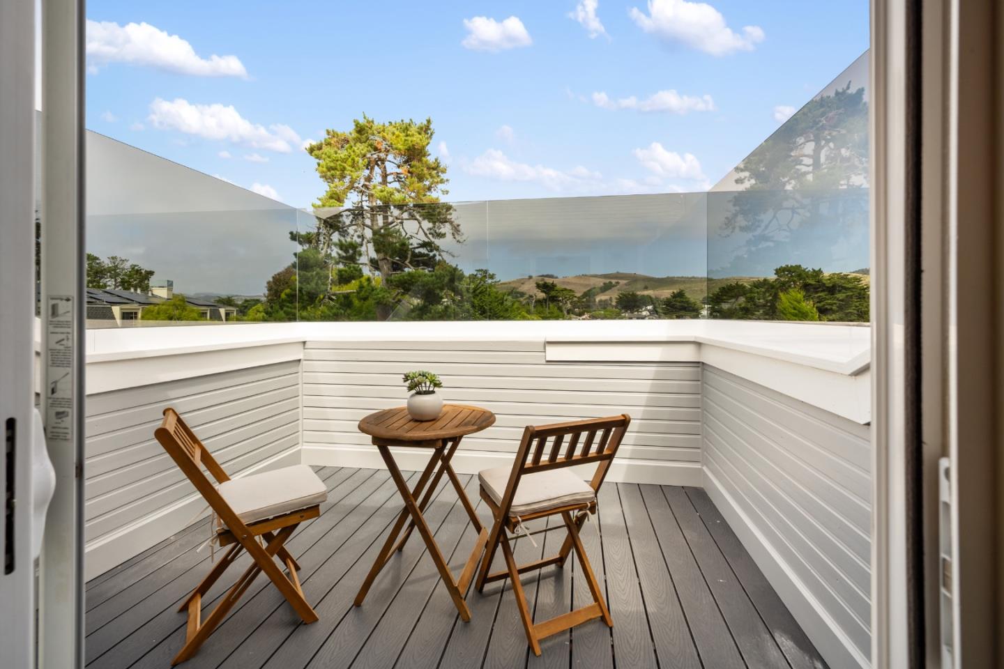 Detail Gallery Image 27 of 41 For 6 Bayhill Pl, Half Moon Bay,  CA 94019 - 3 Beds | 3 Baths