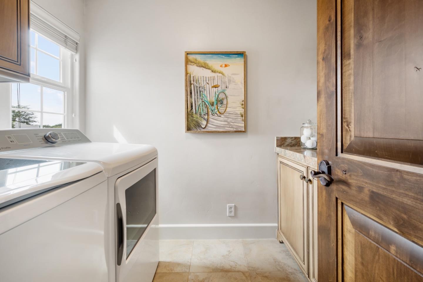 Detail Gallery Image 31 of 41 For 6 Bayhill Pl, Half Moon Bay,  CA 94019 - 3 Beds | 3 Baths