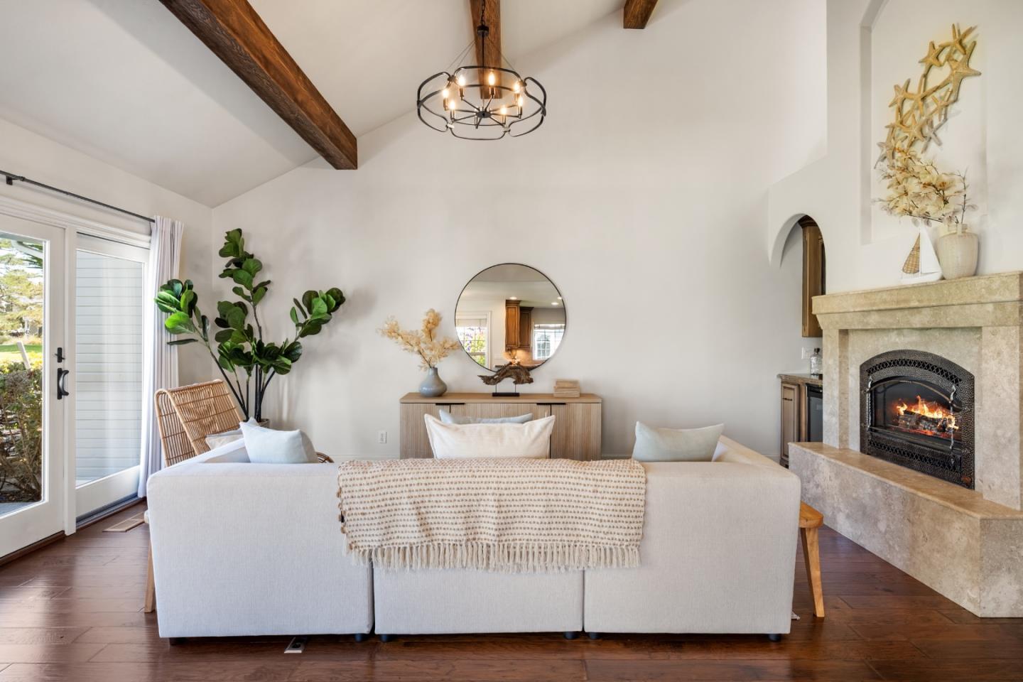 Detail Gallery Image 5 of 41 For 6 Bayhill Pl, Half Moon Bay,  CA 94019 - 3 Beds | 3 Baths