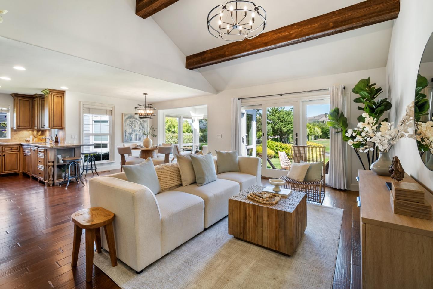 Detail Gallery Image 6 of 41 For 6 Bayhill Pl, Half Moon Bay,  CA 94019 - 3 Beds | 3 Baths
