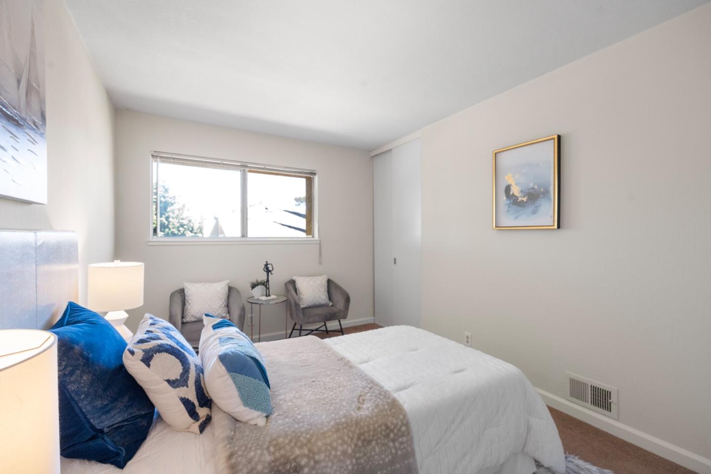 Detail Gallery Image 10 of 18 For 125 Connemara Way #3,  Sunnyvale,  CA 94087 - 2 Beds | 1/1 Baths