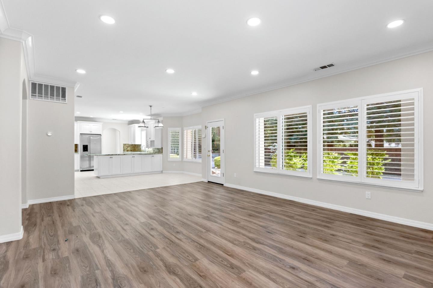 Detail Gallery Image 24 of 75 For 208 Kaitlyn Ln, Danville,  CA 94506 - 5 Beds | 3 Baths