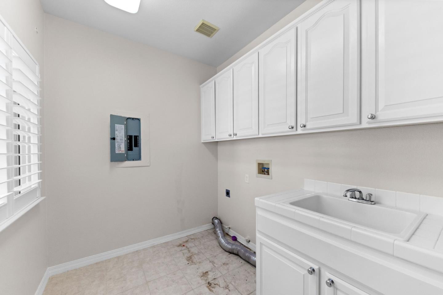 Detail Gallery Image 31 of 75 For 208 Kaitlyn Ln, Danville,  CA 94506 - 5 Beds | 3 Baths