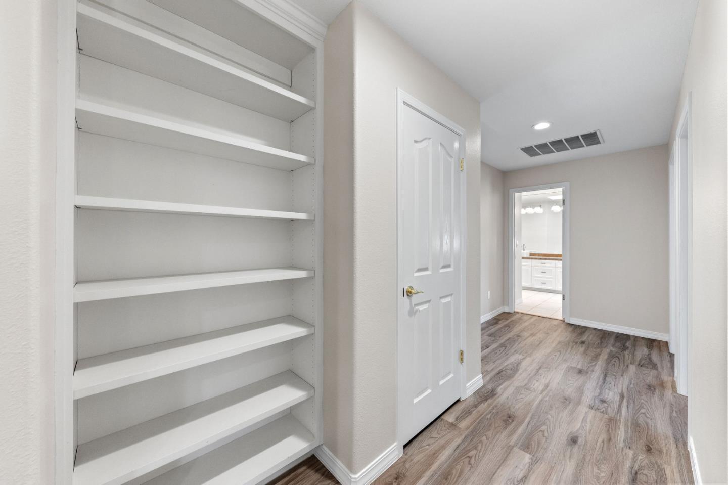 Detail Gallery Image 34 of 75 For 208 Kaitlyn Ln, Danville,  CA 94506 - 5 Beds | 3 Baths