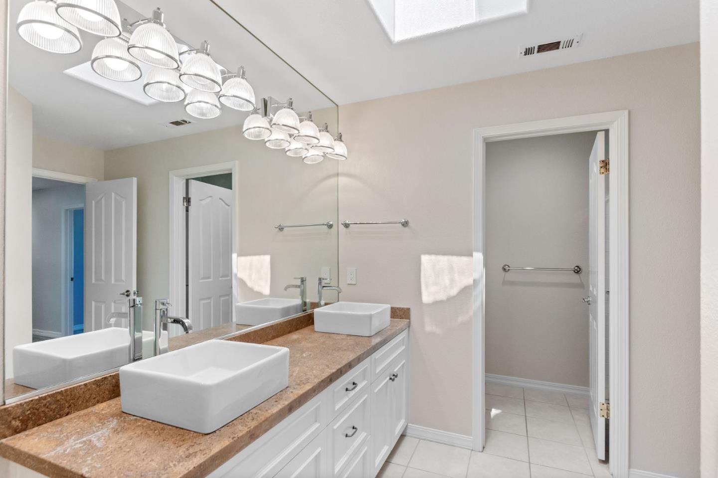 Detail Gallery Image 36 of 75 For 208 Kaitlyn Ln, Danville,  CA 94506 - 5 Beds | 3 Baths