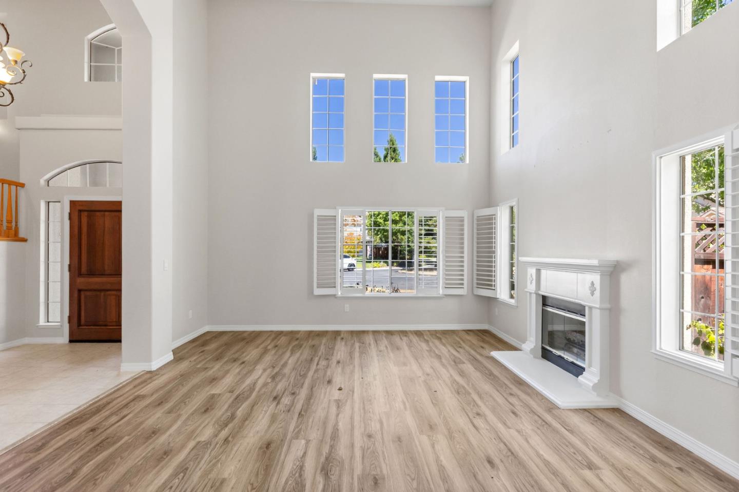 Detail Gallery Image 7 of 75 For 208 Kaitlyn Ln, Danville,  CA 94506 - 5 Beds | 3 Baths