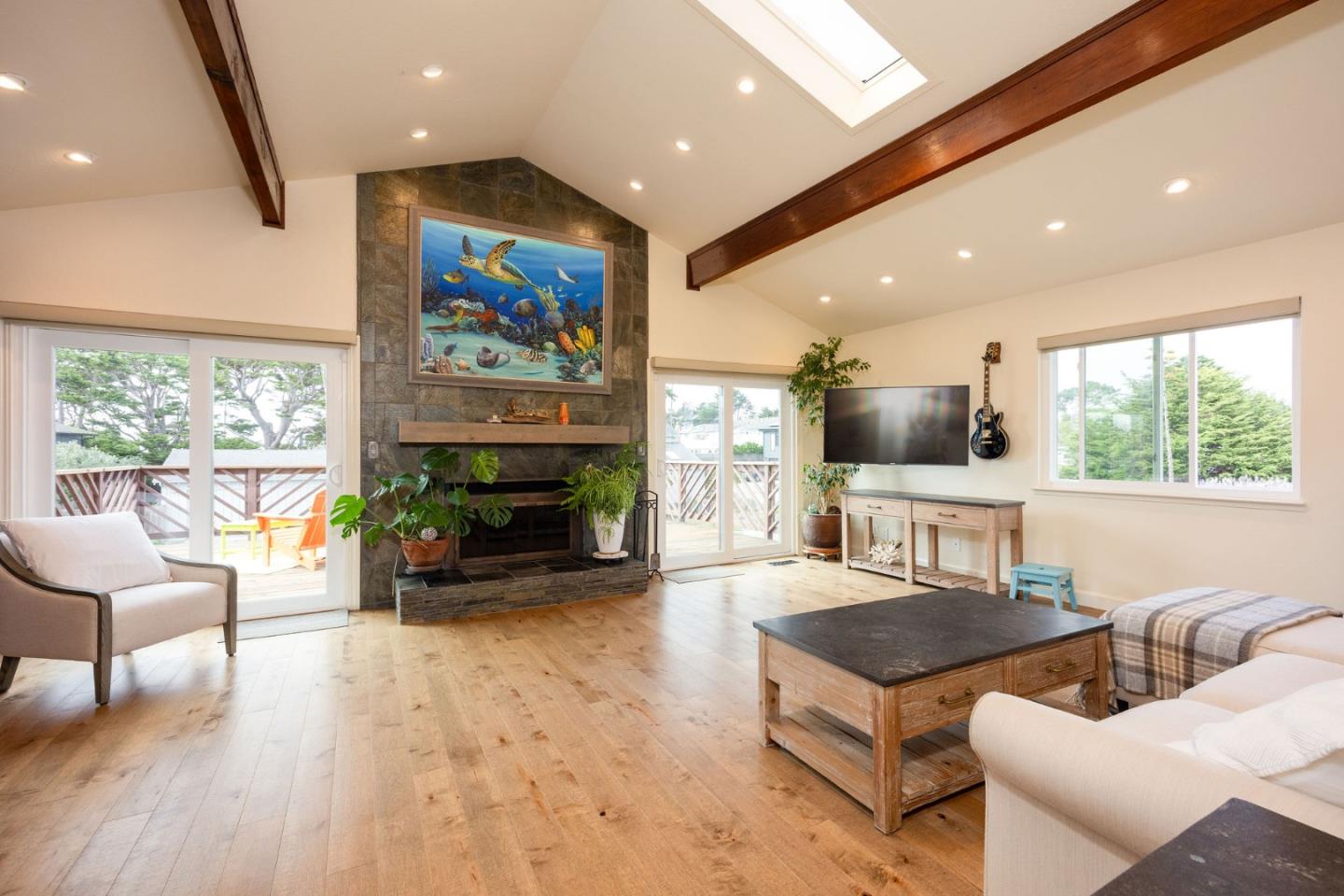 Detail Gallery Image 20 of 37 For 86 Madrone Ave, Moss Beach,  CA 94038 - 3 Beds | 3 Baths